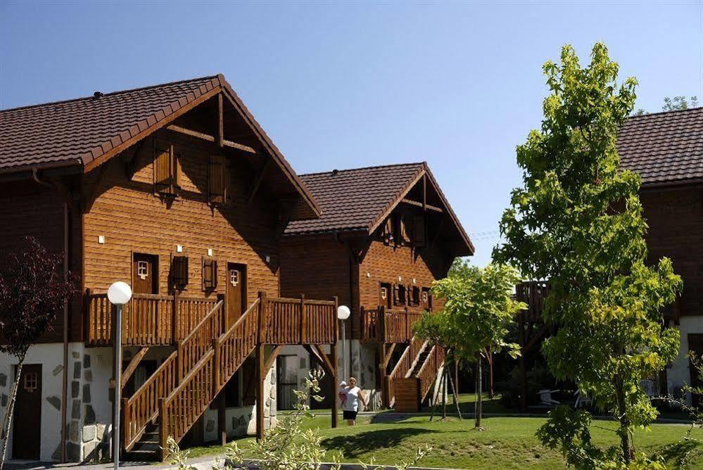 Residence Odalys Les Chalets D'Evian Exterior photo