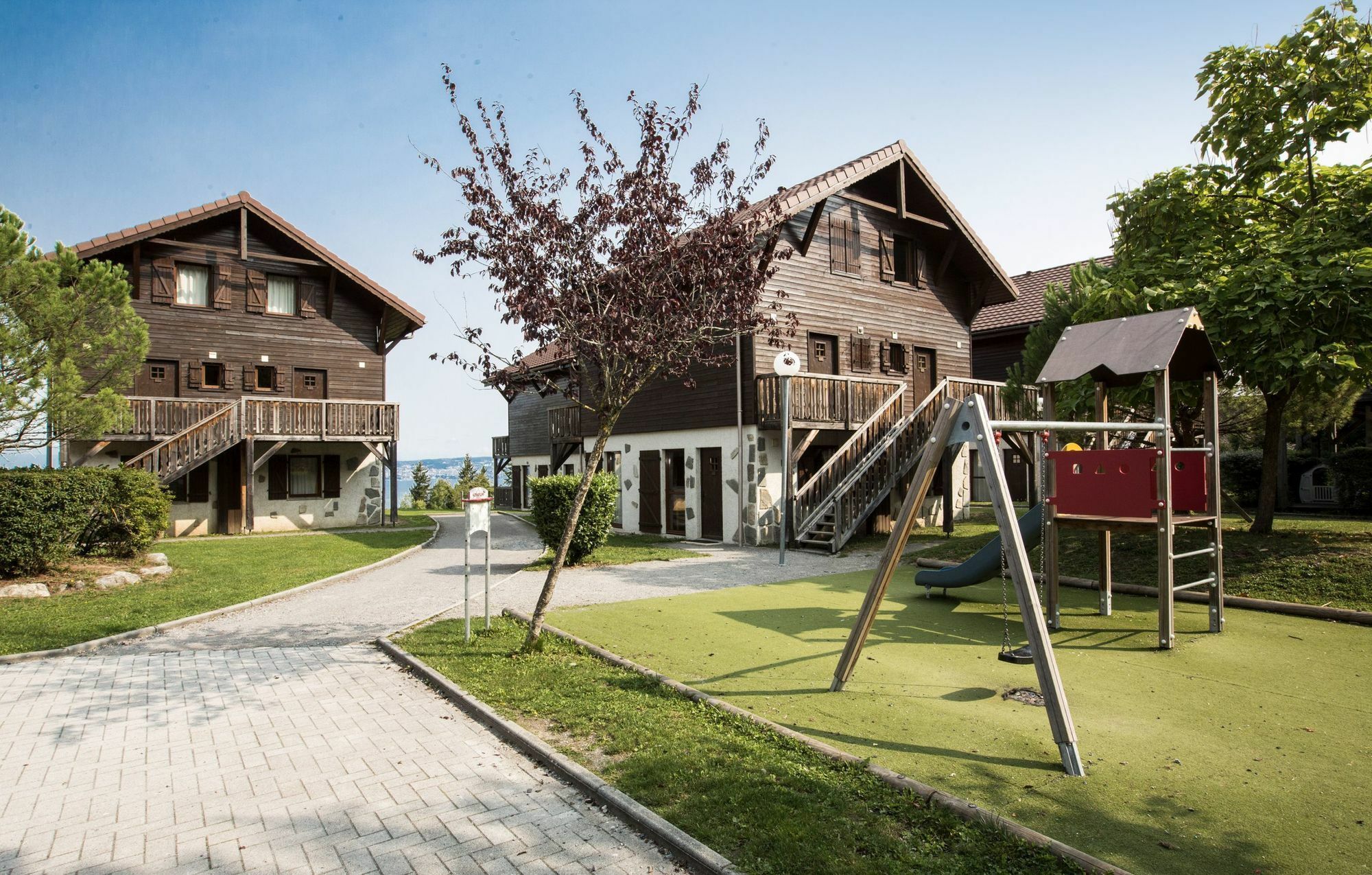 Residence Odalys Les Chalets D'Evian Exterior photo